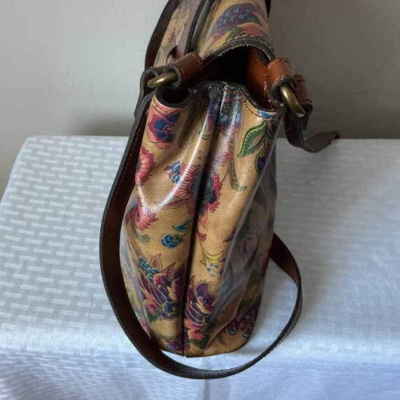 Patricia Nash Vintage Crossbody Bag main image 0